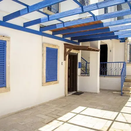 Convenient 1 Bedroom House Near The Center Of Bodrum Apartament *